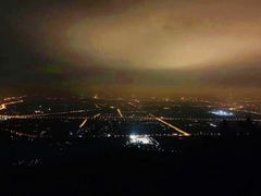 -鬼笑石后山停车场
