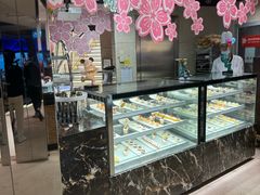 -中央电视塔旋转餐厅