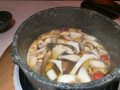 -芸山季·云南山珍菌火锅(人民广场来福士店)