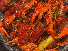 -肥肥虾庄·金牌油焖大虾(杨园滨江时代walk店)