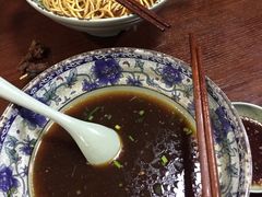 -老新隆牛肉锅贴(新街口店)