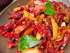 -Ameigo梅果·云贵川bistro(长宁来福士店)