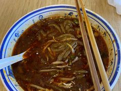 -关陇秦脉凉皮·油泼面(工农路圆融广场店)