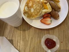-美食小镇·观赏珍稀鸟类·长隆熊猫酒店