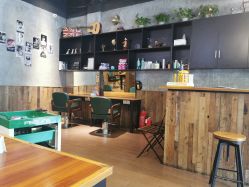 -PE SALON