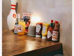 -HIGH FIVE哈福手工汉堡(桂林路店)