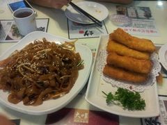 -新大咀港式茶餐厅(宝山万达店)