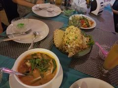 -Pakwan Restaurant & Bar