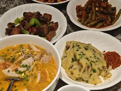 -小慧住家贵州菜(甲秀楼店)