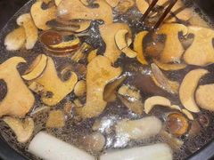 乌骨鸡野生菌汤锅底-滇野云南野生菌餐厅(陕西南路店)