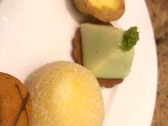 蛋挞-松山湖凯悦酒店·Café自助餐厅·周末火舞秀表演