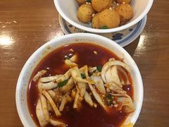 土冒黄喉-炉小二铜锅牛蛙•川湘菜(三里屯店)