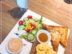 -必胜客(欧亚卖场店)