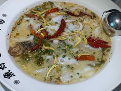 -江渔儿酸菜鱼·拔草餐厅(虎门君乐汇店)