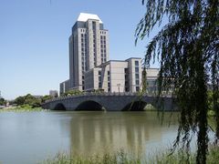 -公益图书馆(江南大学店)