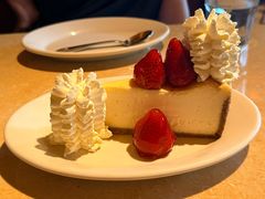鲜草莓芝士蛋糕-The Cheesecake Factory芝乐坊餐厅(兴业太古汇店)