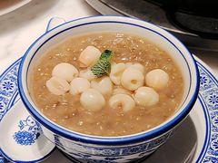 -蝴蝶里·粤菜·点心(滨江龙湖店)