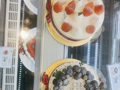 -花花卷卷·鲜食蛋糕(静安久光百货店)