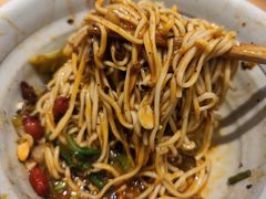 -呼啦面馆·头牌豌杂面(爱琴海店)