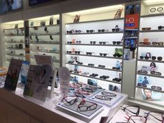 -诺柯视眼镜-蔡司依视路官方工厂店(淞南一店)