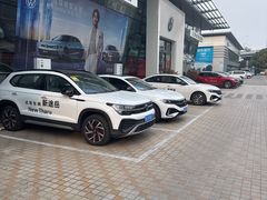 -上汽大众4S店(上海冠松店)