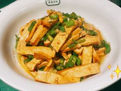 -费大厨辣椒炒肉(太平老街店)