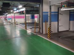 -徐汇日月光地下停车场