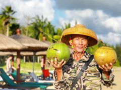 -三亚湾海居铂尔曼度假酒店