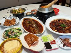 -梅利汴京烤鸭•开封豫菜地标店(东司门店)
