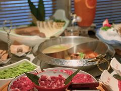 -左庭右院鲜牛肉火锅黑金店(陆家嘴中心店)