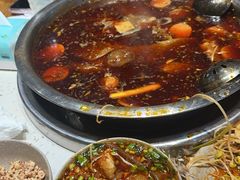 -肖肖酸萝卜鱼火锅(总店)