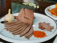 -三江源美食城