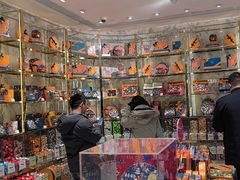 -VENCHI 闻绮(北京国贸商城店)