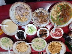-金杨拉面王小吃面馆·牛三宝面·红烧牛肉粉
