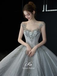 点击看大图 -Renee芮亦婚纱