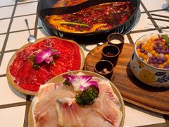 -贰回巷火锅馆(钟楼店)
