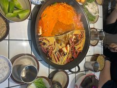 -巴卤社老火锅(财富店)