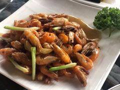 油爆河虾-三林民间传菜