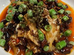 干烧耗儿鱼-洪霞餐馆