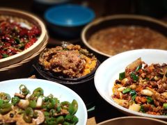 -吃饭皇帝大土家民族菜(正大广场店)