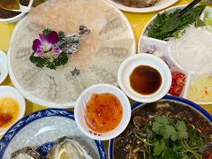 -官塘陈记鱼生·潮汕砂锅粥·牛肉火锅(潮枫路总店)