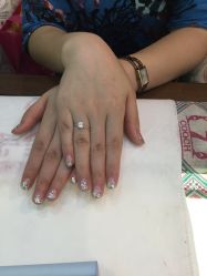 picture-孔雀手美甲美睫护理