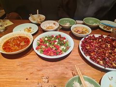 -双流老妈兔头(荟聚店)