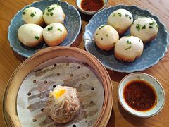 蛋黄纸皮烧卖-鑫震源·苏式大虾生煎(山塘街店)