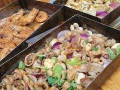 -老东镇啤酒屋海鲜加工·蒸汽海鲜·海鲜烧烤(台东店)