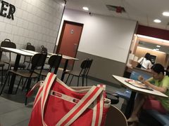 -麦当劳(中唱大厦店)