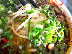 -吾穆勒蓬灰牛肉面·清真(北滨河中路店)