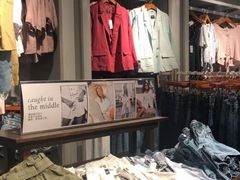-Abercrombie&Fitch(德基广场店)