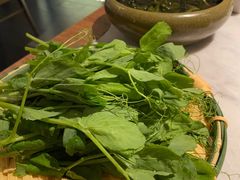 -尚尚仙·酸汤猪手·猪肚鸡火锅(华联万柳购物中心店)