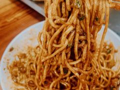 红油热干面-小秋水饺(大成路总店)